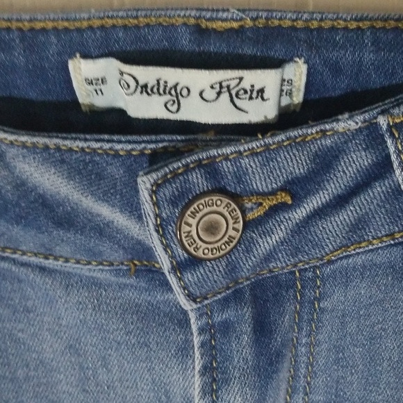 Indigo Rein Jeans - Picture 3 of 4